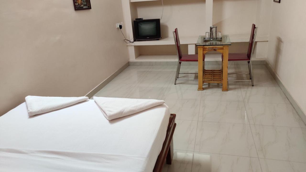 Sibi Lodge Coimbatore Exterior foto